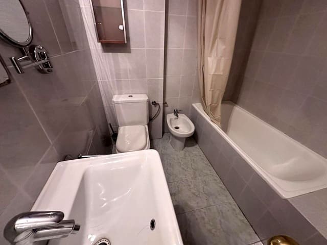3 camera da letto Appartamento da affittare in Benicàssim - 875 € (Rif: 9993692)