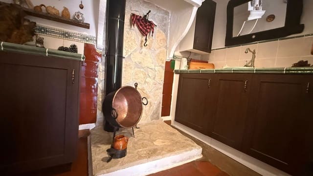 3 soveværelse Semi-Rækkehus til salg i Valbona - € 98.000 (Ref: 9127148)