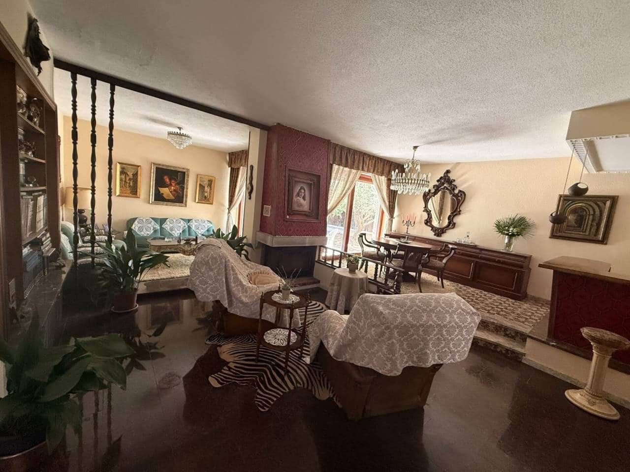 6 soverom Villa til salgs i Castello de la Plana med svømmebasseng garasje - € 1 300 000 (Ref: 10052251)
