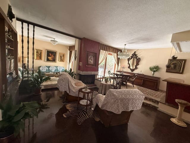6 soverom Villa til salgs i Castelló de la Plana med svømmebasseng garasje - € 1 300 000 (Ref: 10052251)