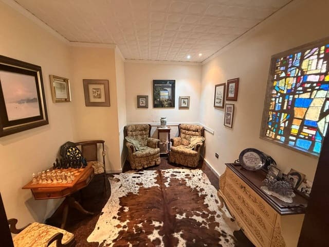 6 soverom Villa til salgs i Castelló de la Plana med svømmebasseng garasje - € 1 300 000 (Ref: 10052251)