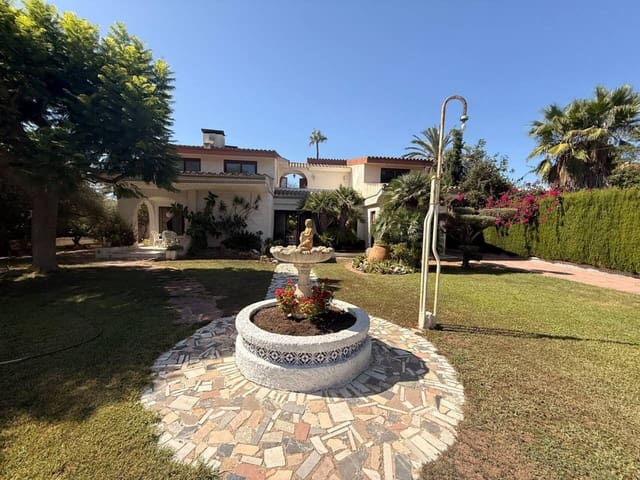 6 soverom Villa til salgs i Castelló de la Plana med svømmebasseng garasje - € 1 300 000 (Ref: 10052251)