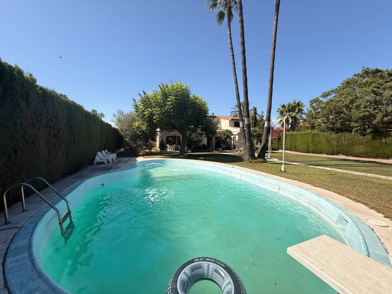 6 soverom Villa til salgs i Castello de la Plana med svømmebasseng garasje - € 1 300 000 (Ref: 10052251)