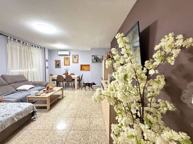 3 bedroom Flat for sale in Burriana / Borriana with garage - € 150,000 (Ref: 10052252)