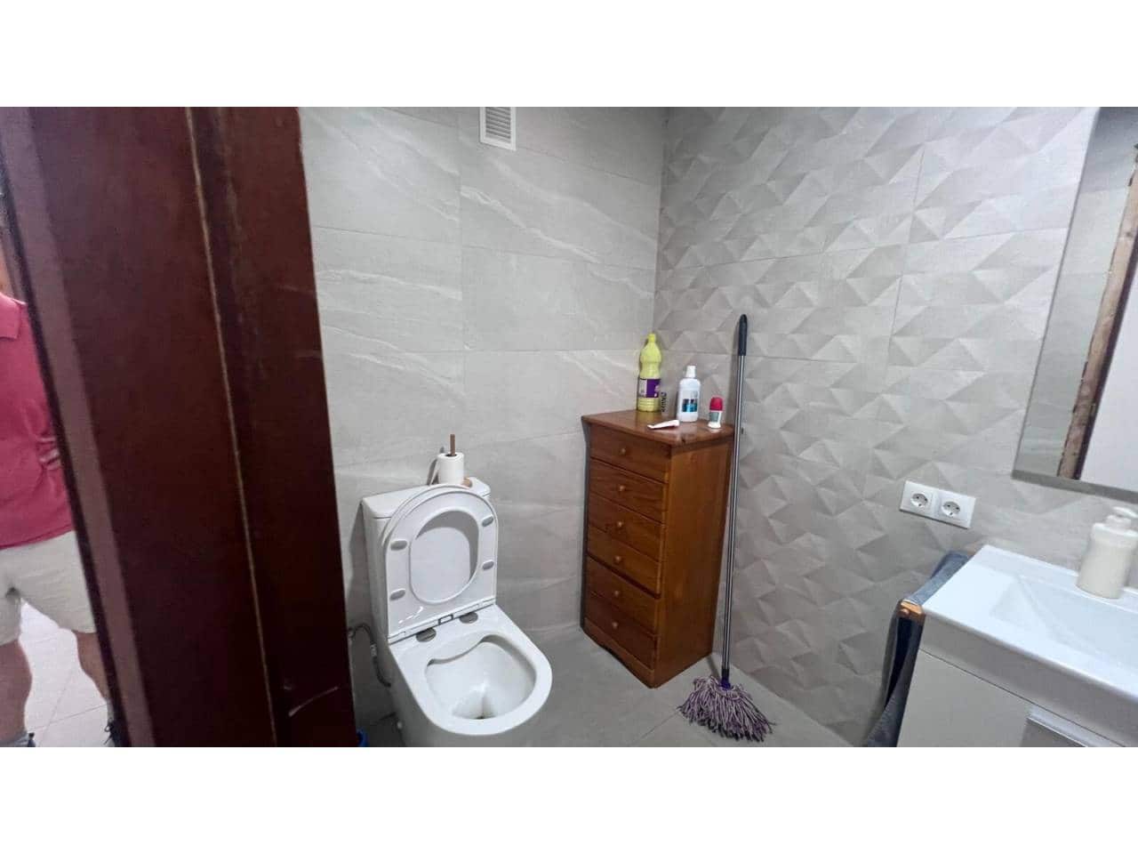 4 sypialnia Mieszkanie na sprzedaż w Castello de la Plana z garażem - 190 000 € (Ref: 10052253)