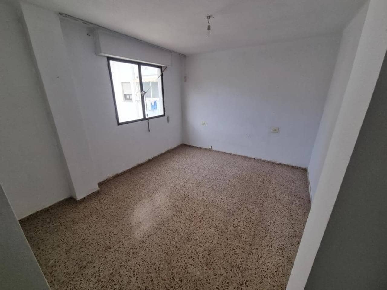 4 soveværelse Lejlighed til salg i Castello de la Plana - € 214.000 (Ref: 10052257)