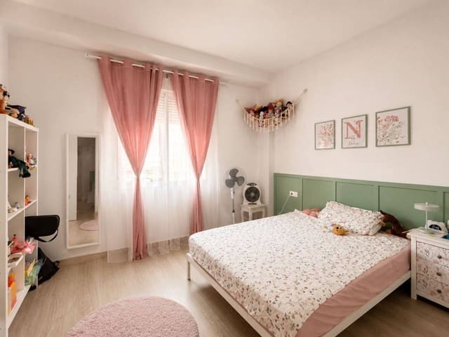 3 soveværelse Lejlighed til salg i Vila-real - € 230.000 (Ref: 10052259)