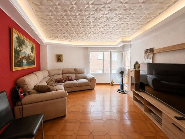 4 bedroom Flat for sale in Castelló de la Plana - € 160,000 (Ref: 10052260)