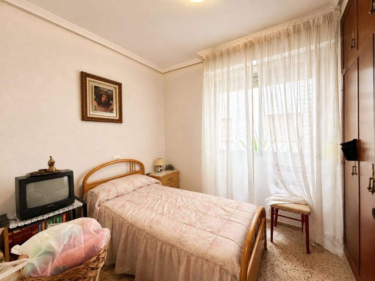 4 slaapkamer Flat te koop in Vila-real - € 149.900 (Ref: 10052261)