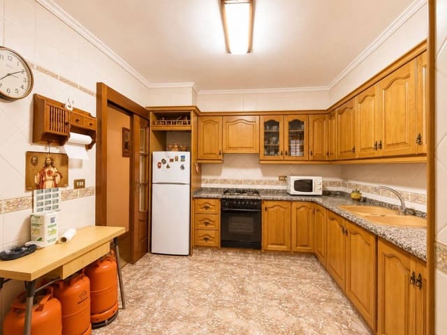 4 soveværelse Lejlighed til salg i Vila-real - € 149.900 (Ref: 10052261)