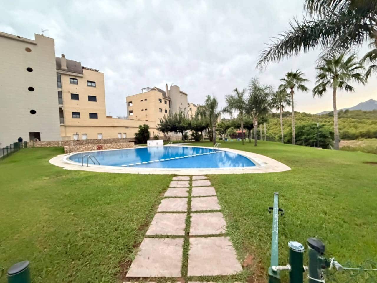 2 slaapkamer Flat te koop in Oropesa  met zwembad garage - € 298.000 (Ref: 10052266)