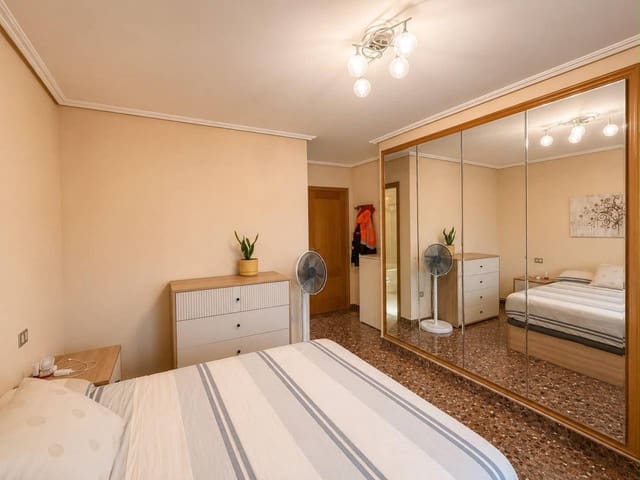 3 soveværelse Lejlighed til salg i Vila-real med garage - € 205.000 (Ref: 10052267)