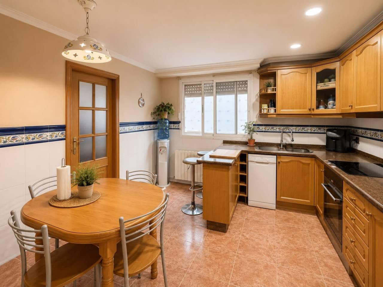 3 slaapkamer Flat te koop in Vila-real met garage - € 205.000 (Ref: 10052267)
