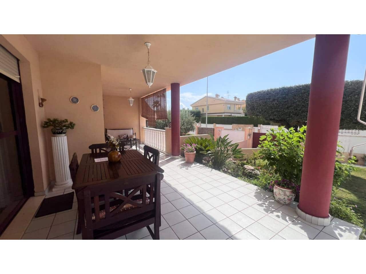 5 chambre Villa/Maison Semi-Mitoyenne à vendre à Benicassim avec piscine garage - 569 000 € (Ref: 10052277)