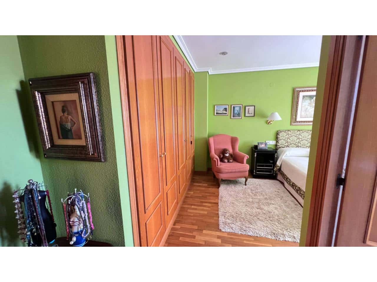 5 chambre Villa/Maison Semi-Mitoyenne à vendre à Benicassim avec piscine garage - 569 000 € (Ref: 10052277)