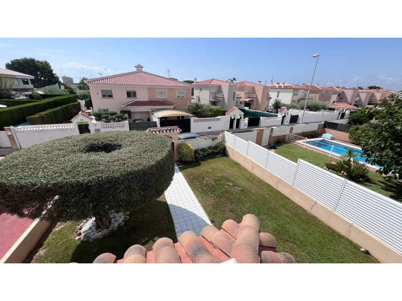 5 chambre Villa/Maison Semi-Mitoyenne à vendre à Benicassim avec piscine garage - 569 000 € (Ref: 10052277)