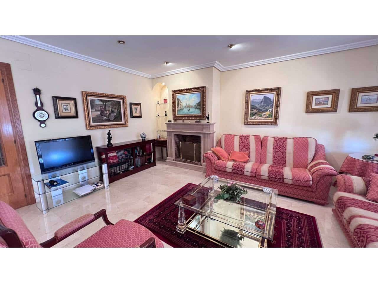 5 chambre Villa/Maison Semi-Mitoyenne à vendre à Benicassim avec piscine garage - 569 000 € (Ref: 10052277)
