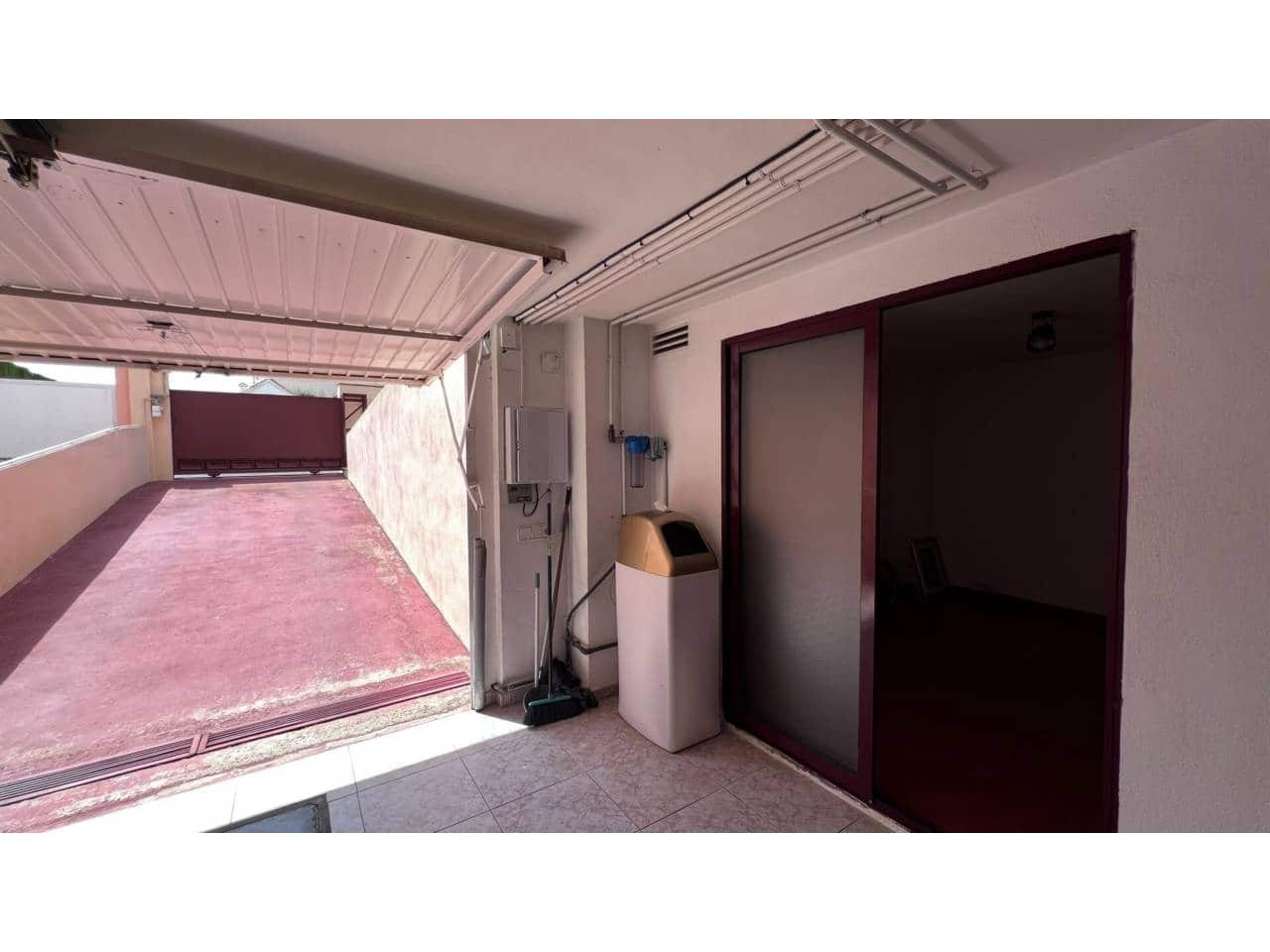 5 chambre Villa/Maison Semi-Mitoyenne à vendre à Benicassim avec piscine garage - 569 000 € (Ref: 10052277)