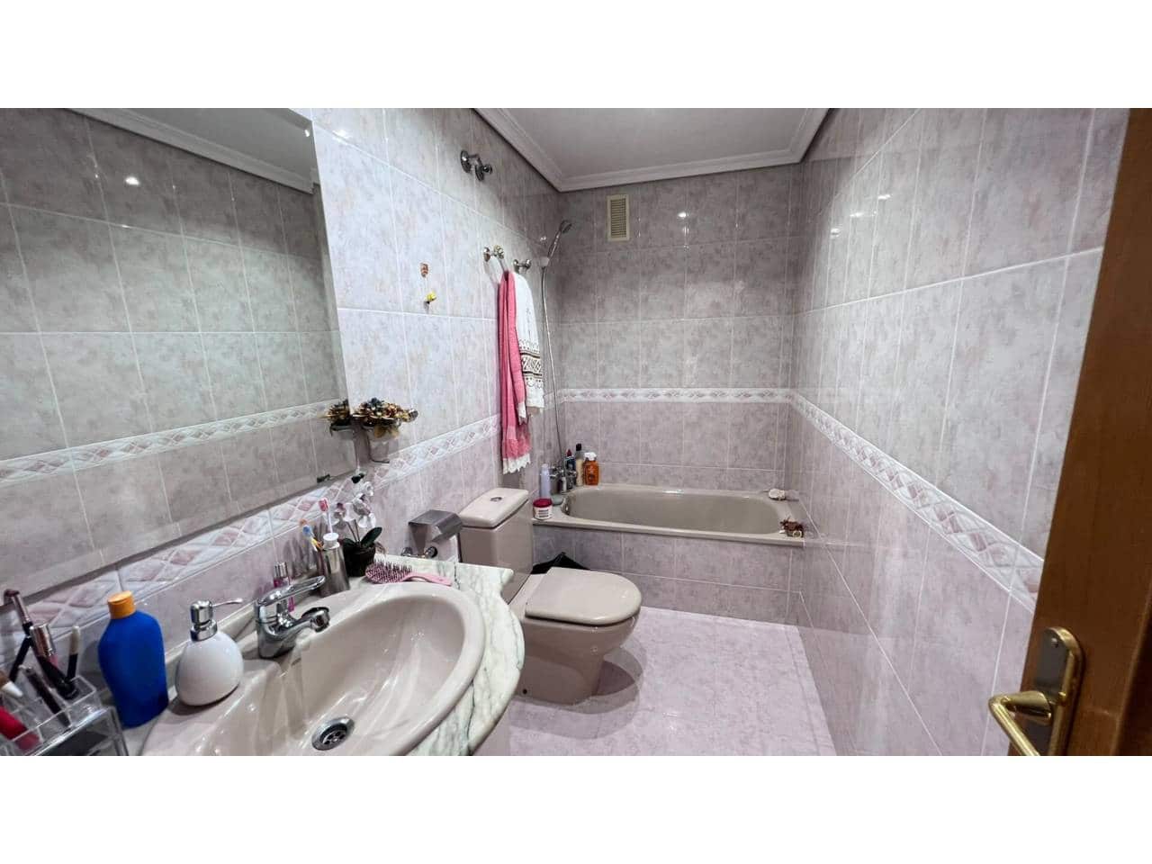 5 chambre Villa/Maison Semi-Mitoyenne à vendre à Benicassim avec piscine garage - 569 000 € (Ref: 10052277)