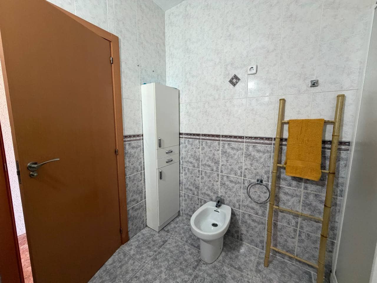 4 slaapkamer Flat te koop in Onda - € 125.000 (Ref: 10054561)