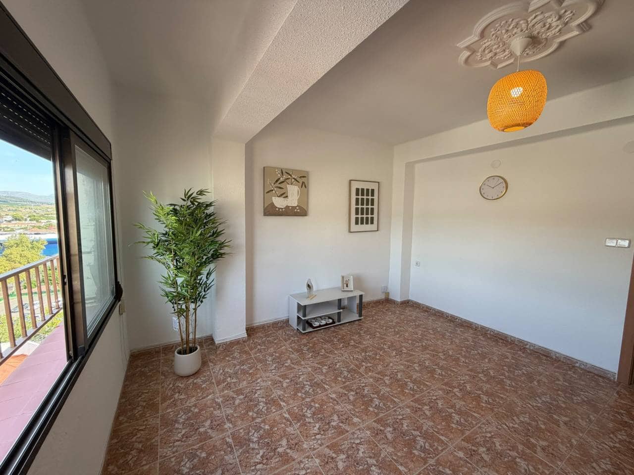 4 slaapkamer Flat te koop in Onda - € 125.000 (Ref: 10054561)