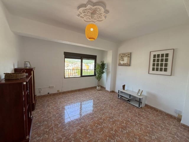 4 slaapkamer Flat te koop in Onda - € 125.000 (Ref: 10054561)