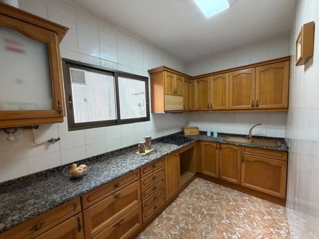 4 slaapkamer Flat te koop in Onda - € 125.000 (Ref: 10054561)