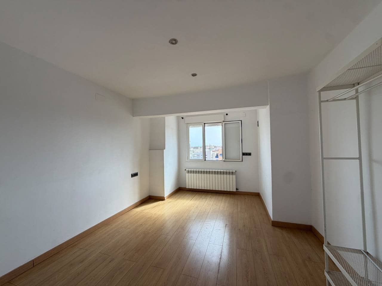 2 slaapkamer Flat te koop in Castello de la Plana - € 158.000 (Ref: 10057905)