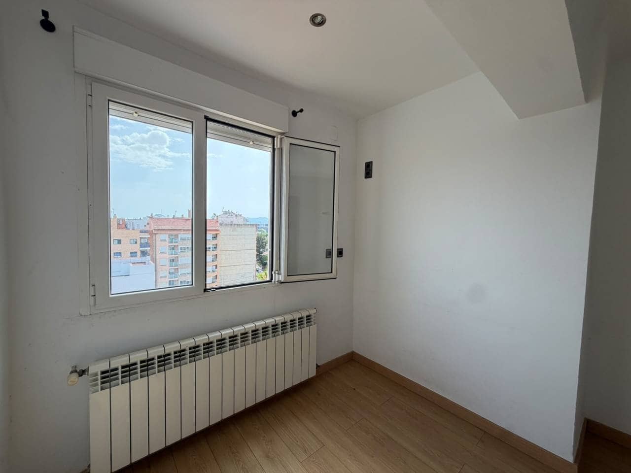 2 slaapkamer Flat te koop in Castello de la Plana - € 158.000 (Ref: 10057905)