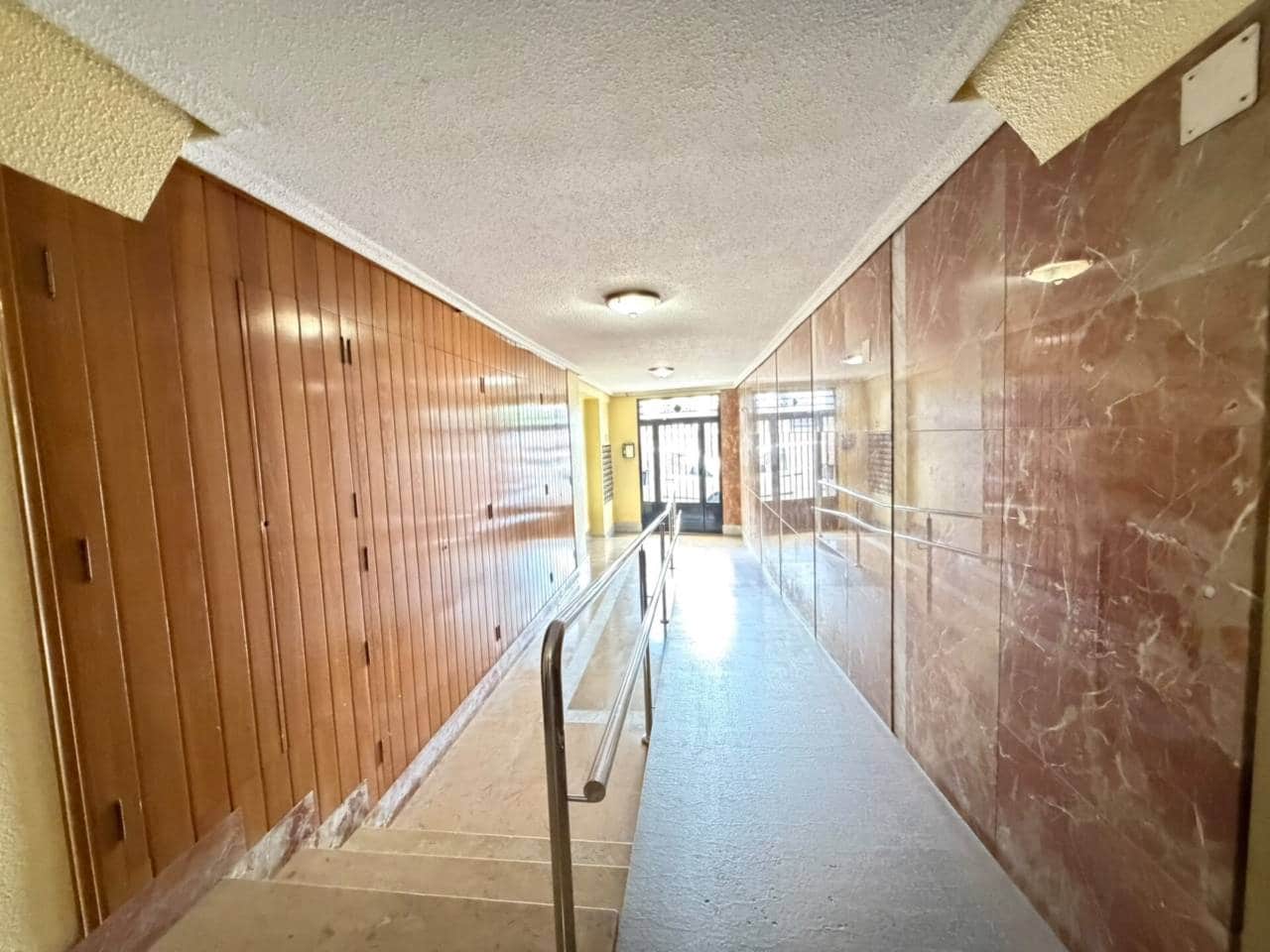 2 slaapkamer Flat te koop in Castello de la Plana - € 158.000 (Ref: 10057905)