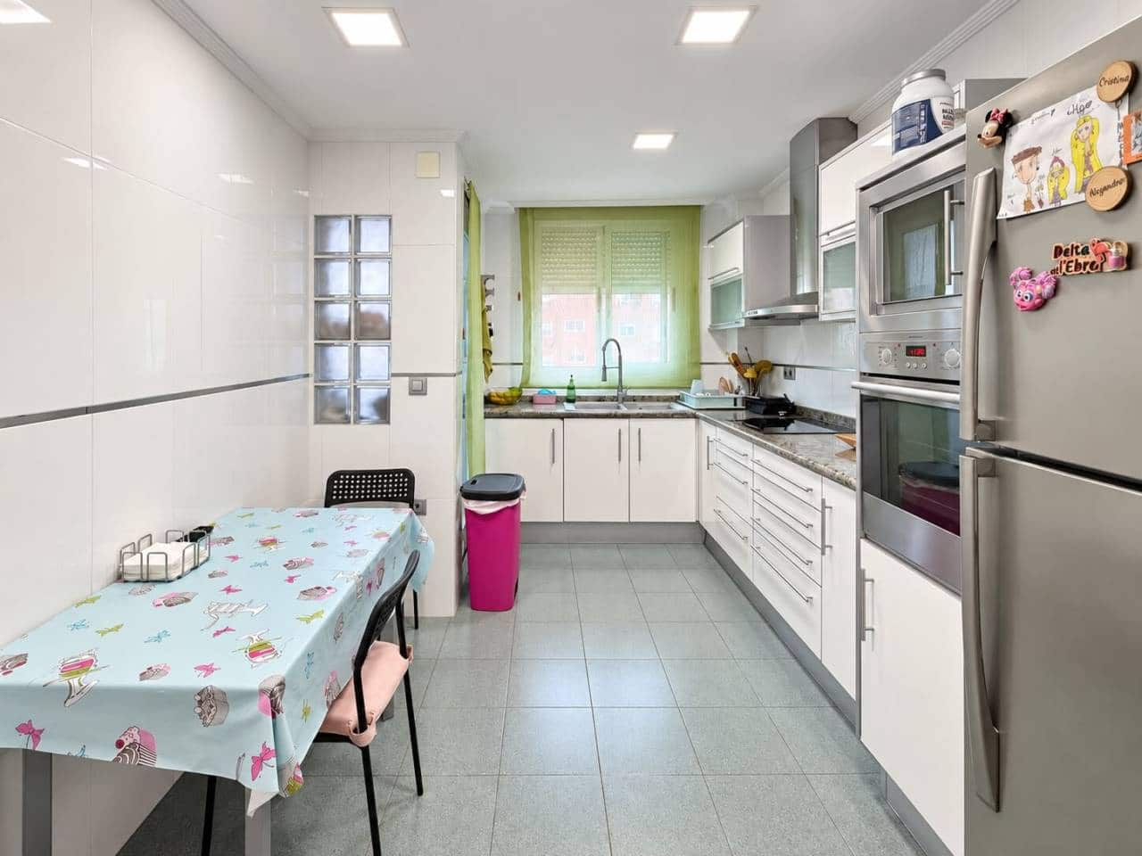3 chambre Appartement à vendre à Vila-real avec garage - 160 000 € (Ref: 10061122)