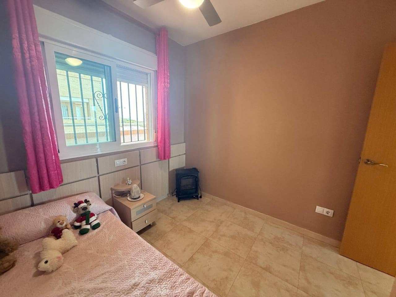 2 Zimmer Wohnung zu verkaufen in Oropesa  - 160.000 € (Ref: 10061123)