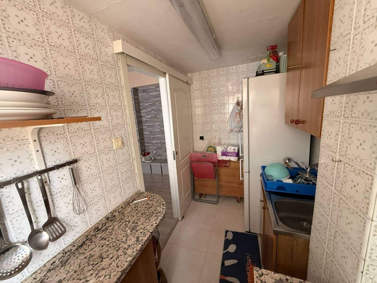 3 bedroom Flat for sale in Castello de la Plana - € 110,000 (Ref: 10066948)