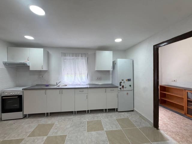 4 soverom Villa til salgs i Castelló de la Plana med svømmebasseng garasje - € 200 000 (Ref: 10074813)