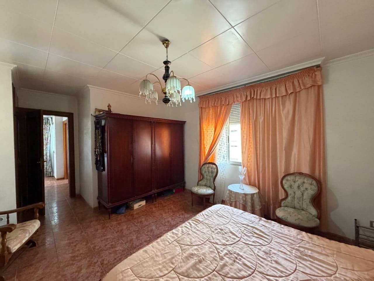 5 bedroom Flat for sale in Onda - € 120,000 (Ref: 10077516)