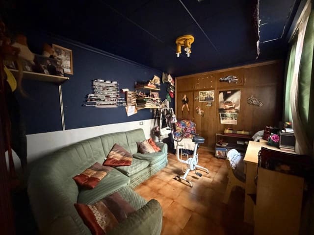 5 Zimmer Wohnung zu verkaufen in Onda - 120.000 € (Ref: 10077516)