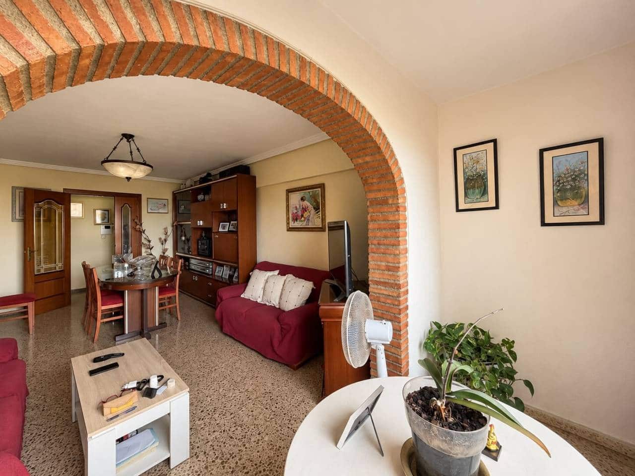 3 soveværelse Lejlighed til salg i Castello de la Plana - € 160.000 (Ref: 10085333)