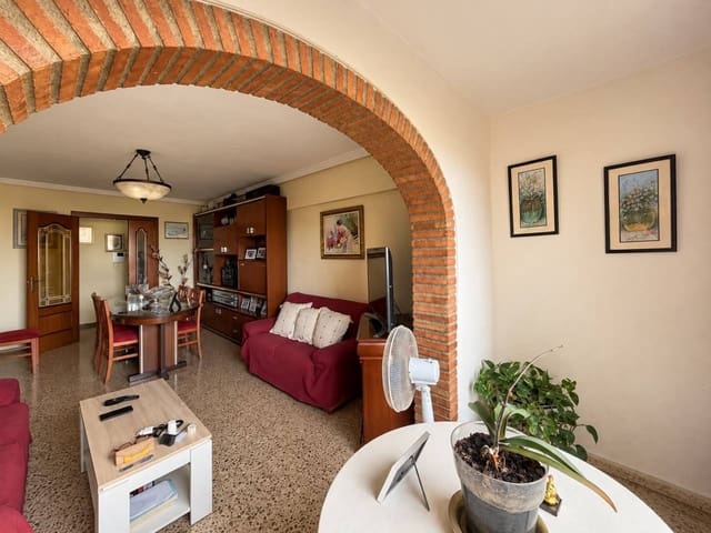 3 slaapkamer Flat te koop in Castelló de la Plana - € 160.000 (Ref: 10085333)
