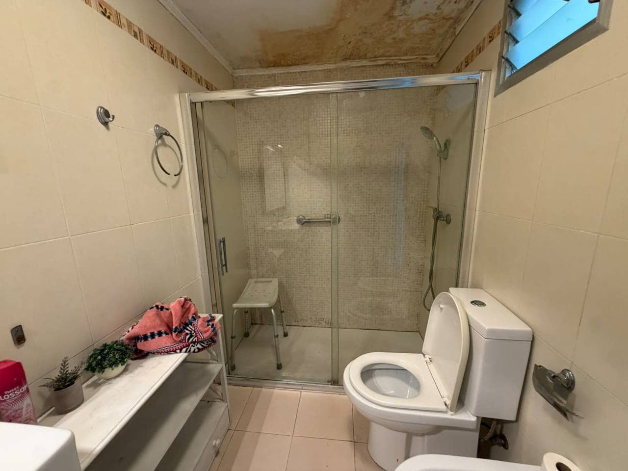 4 slaapkamer Huis te koop in Vila-real - € 140.000 (Ref: 10085334)