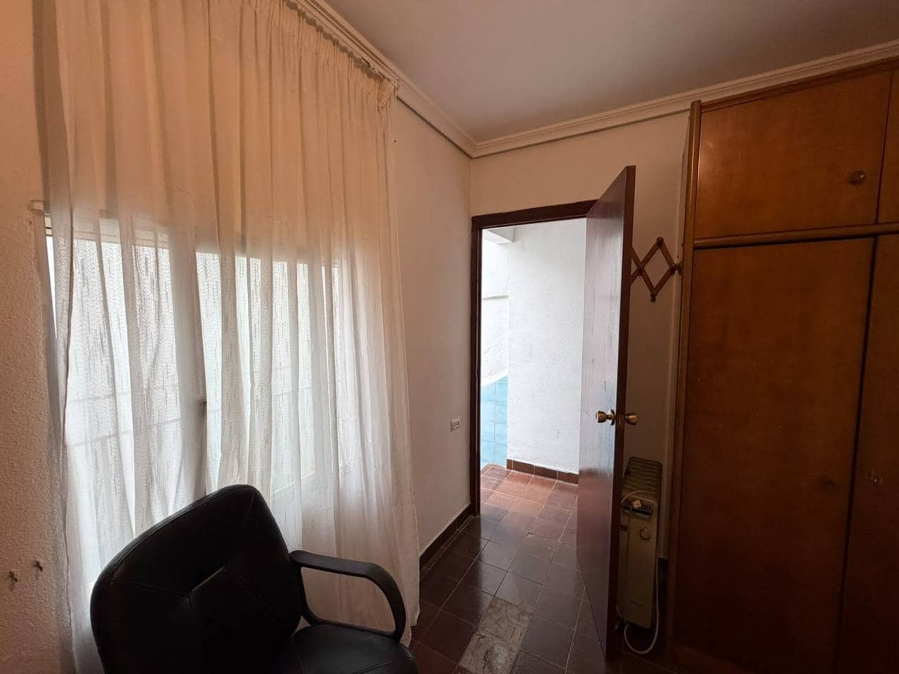 4 slaapkamer Huis te koop in Vila-real - € 140.000 (Ref: 10085334)