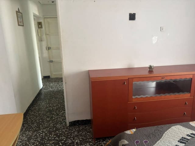 3 Zimmer Wohnung zu verkaufen in Castelló de la Plana - 80.000 € (Ref: 10094003)