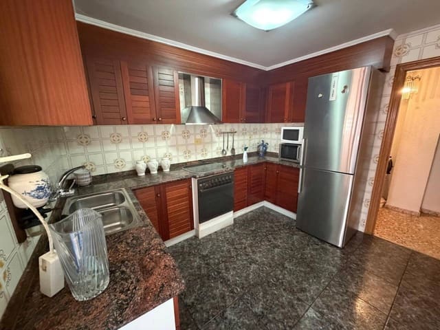 Piso de 3 habitaciones en La Vall d'Uixó en venta - 105.000 € (Ref: 10097467)