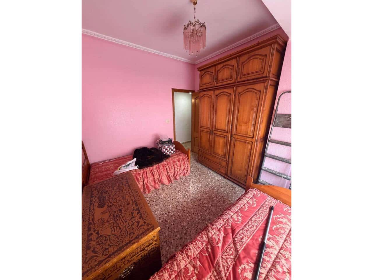 Piso de 3 habitaciones en La Vall d'Uixó en venta - 105.000 € (Ref: 10097467)