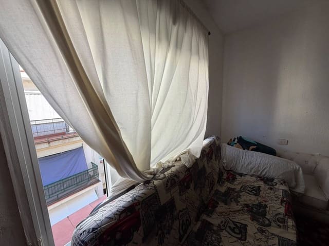 4 slaapkamer Flat te koop in Burriana / Borriana - € 78.000 (Ref: 10099599)