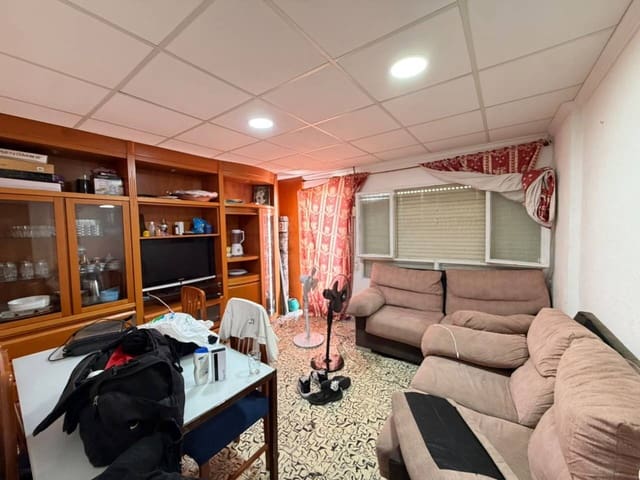 4 slaapkamer Flat te koop in Burriana / Borriana - € 78.000 (Ref: 10099599)