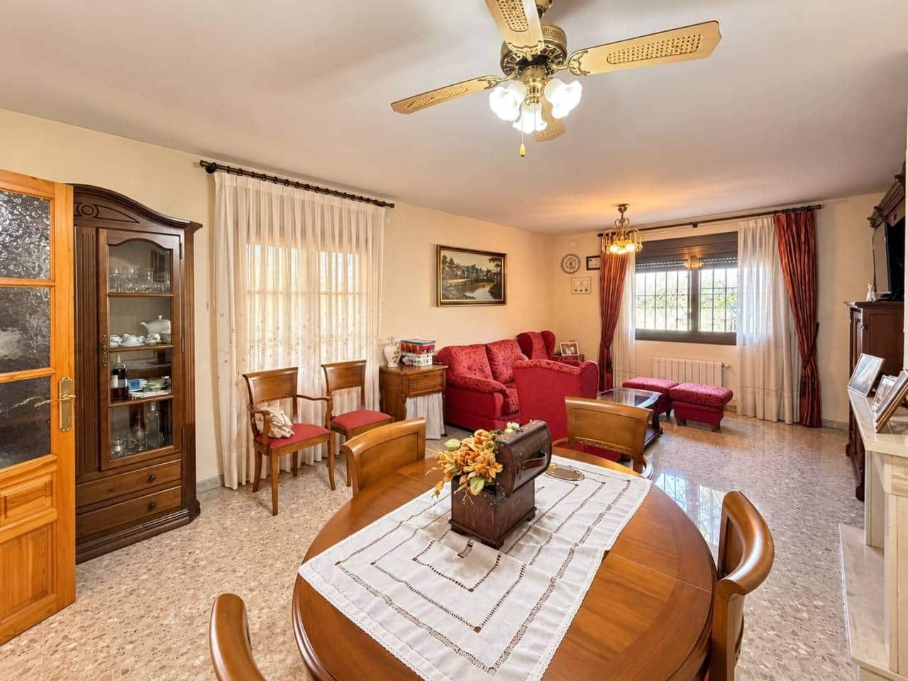 4 sovrum Villa till salu i Vila-real med pool garage - 460 000 € (Ref: 10099601)
