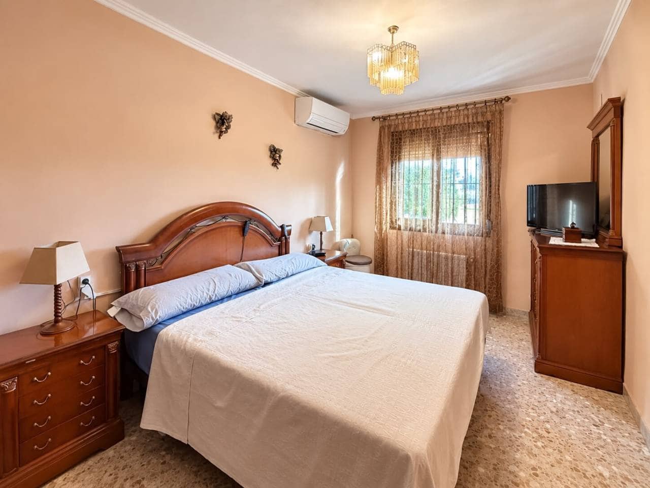 4 sovrum Villa till salu i Vila-real med pool garage - 460 000 € (Ref: 10099601)