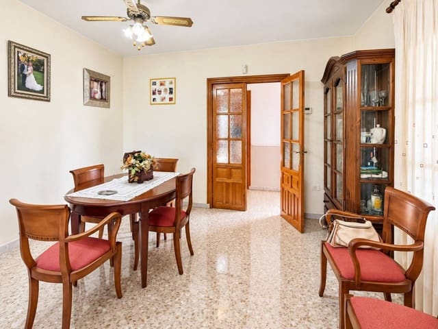 4 sovrum Villa till salu i Vila-real med pool garage - 460 000 € (Ref: 10099601)