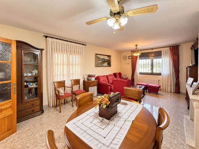 4 sovrum Villa till salu i Vila-real med pool garage - 460 000 € (Ref: 10099601)