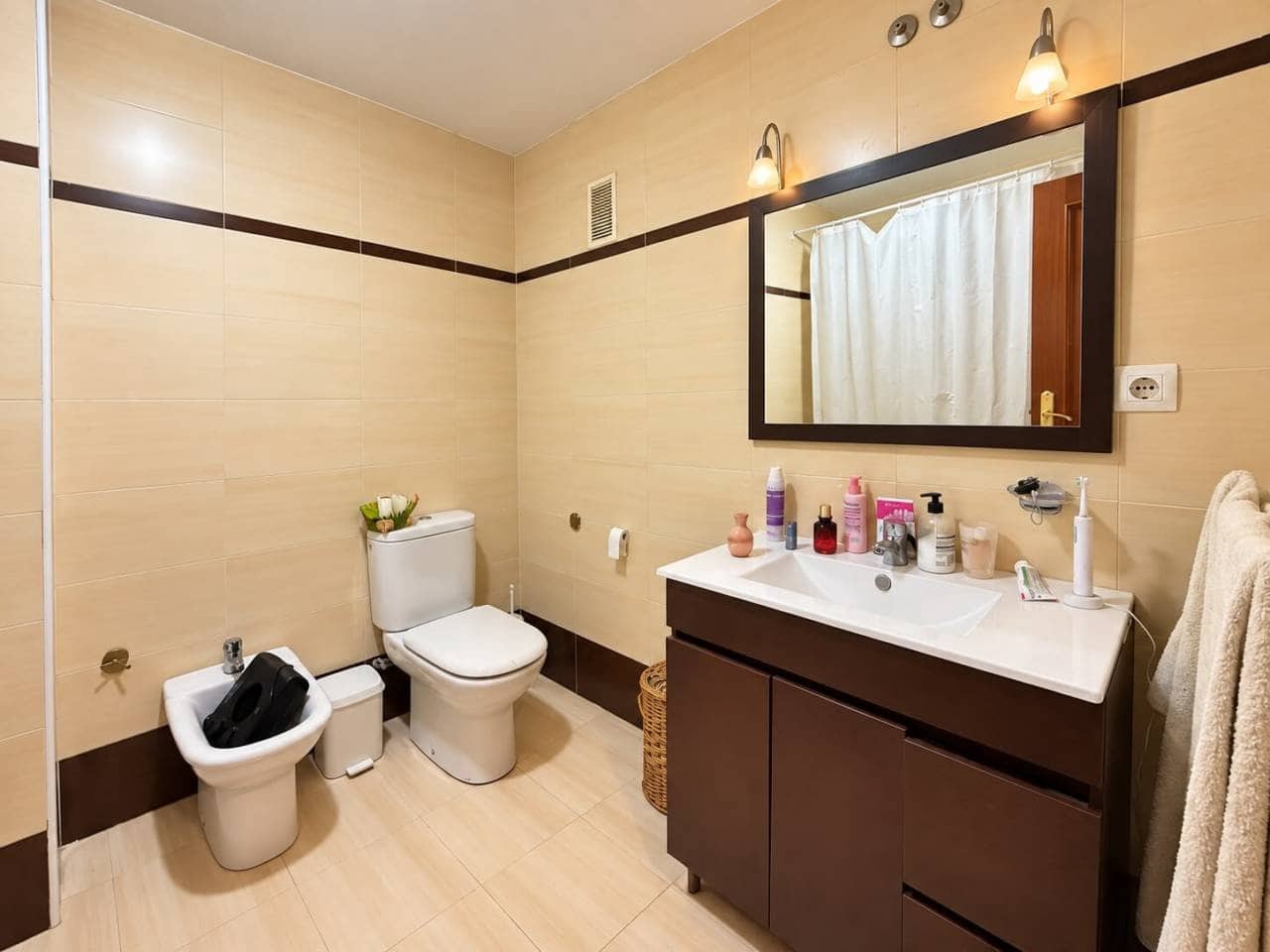 7 quarto Apartamento para venda em Castello de la Plana com garagem - 200 000 € (Ref: 10118686)
